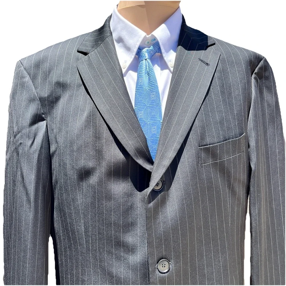 Hugo boss stretch Men (42R) made in USA black pinstripe formal business‎ blazer
